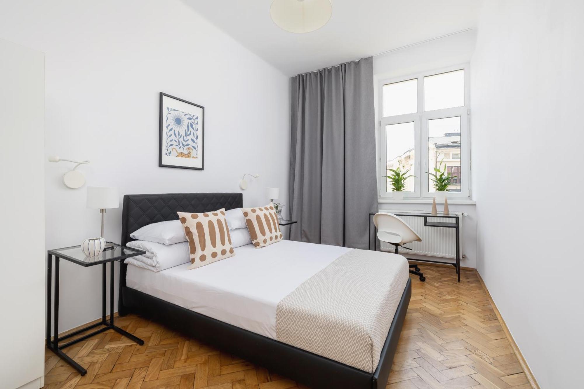 1-bedroom With Balcony - Dluga 65 * Kraków